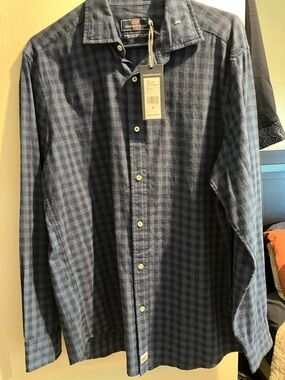 Vineyard Vines Navy and Dark Blue Plaid Button-Down Shirt